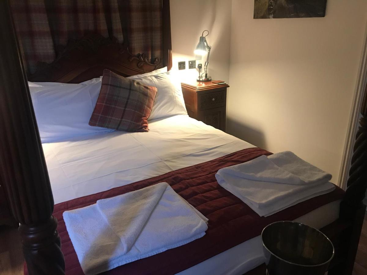 Hotel Hot Tub Hide Away Near Alton Towers Staffordshire Cheddleton Exterior foto