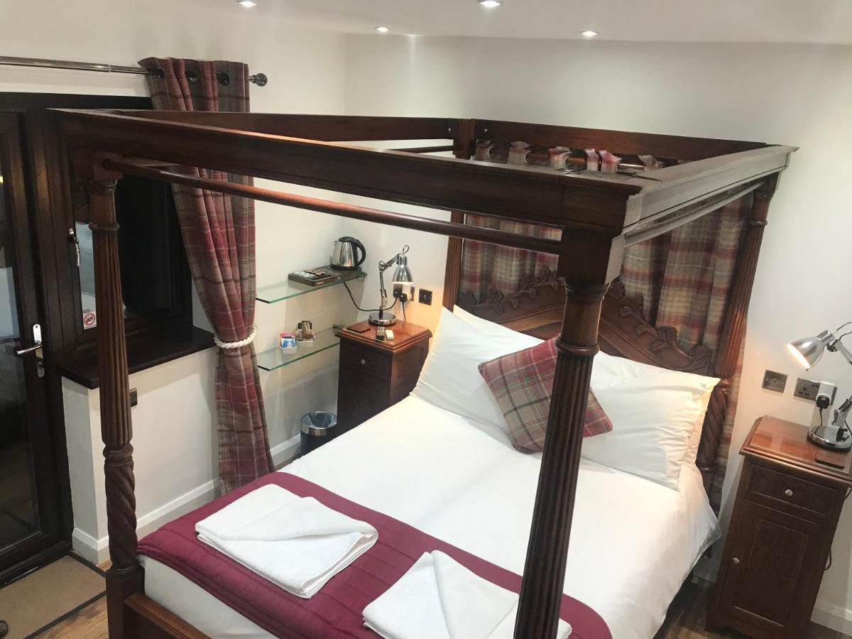 Hotel Hot Tub Hide Away Near Alton Towers Staffordshire Cheddleton Exterior foto