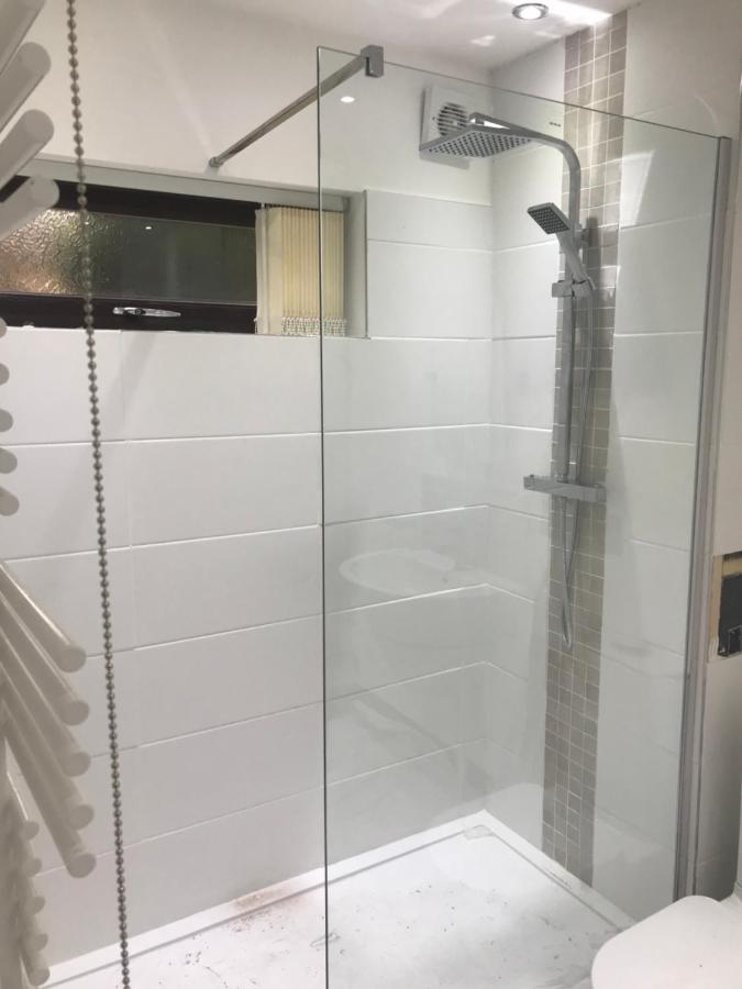 Hotel Hot Tub Hide Away Near Alton Towers Staffordshire Cheddleton Exterior foto