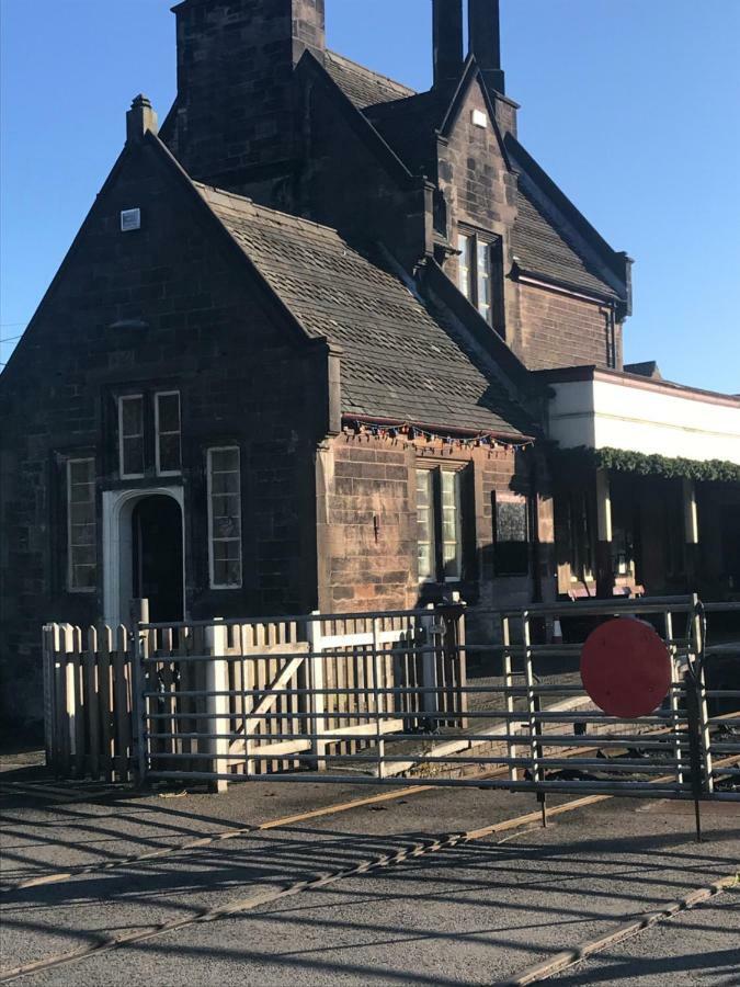 Hotel Hot Tub Hide Away Near Alton Towers Staffordshire Cheddleton Exterior foto